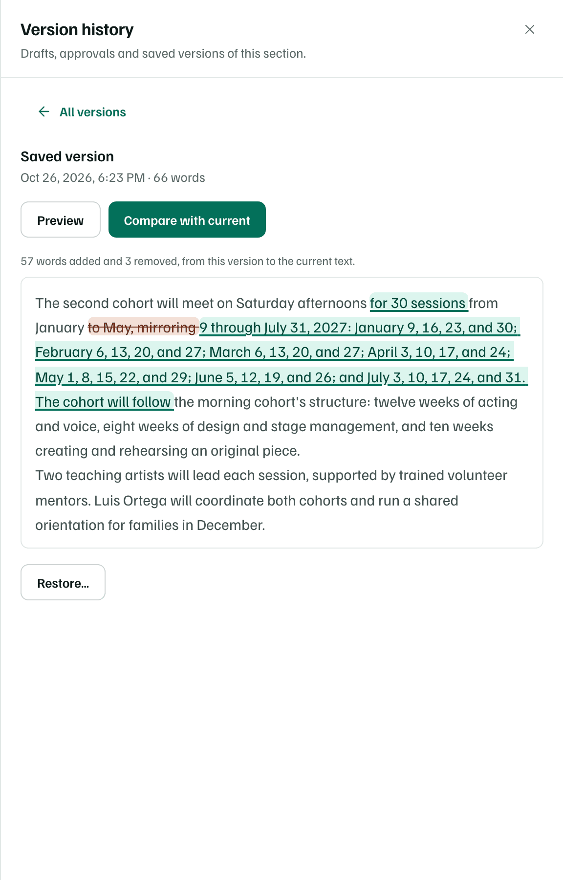 Version history for Program Design, comparing a saved version with the current text: added words underlined in green and removed words struck through in red.